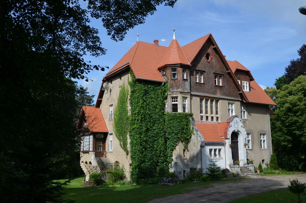Palac Mysliwski Orle Solutions Мирославець