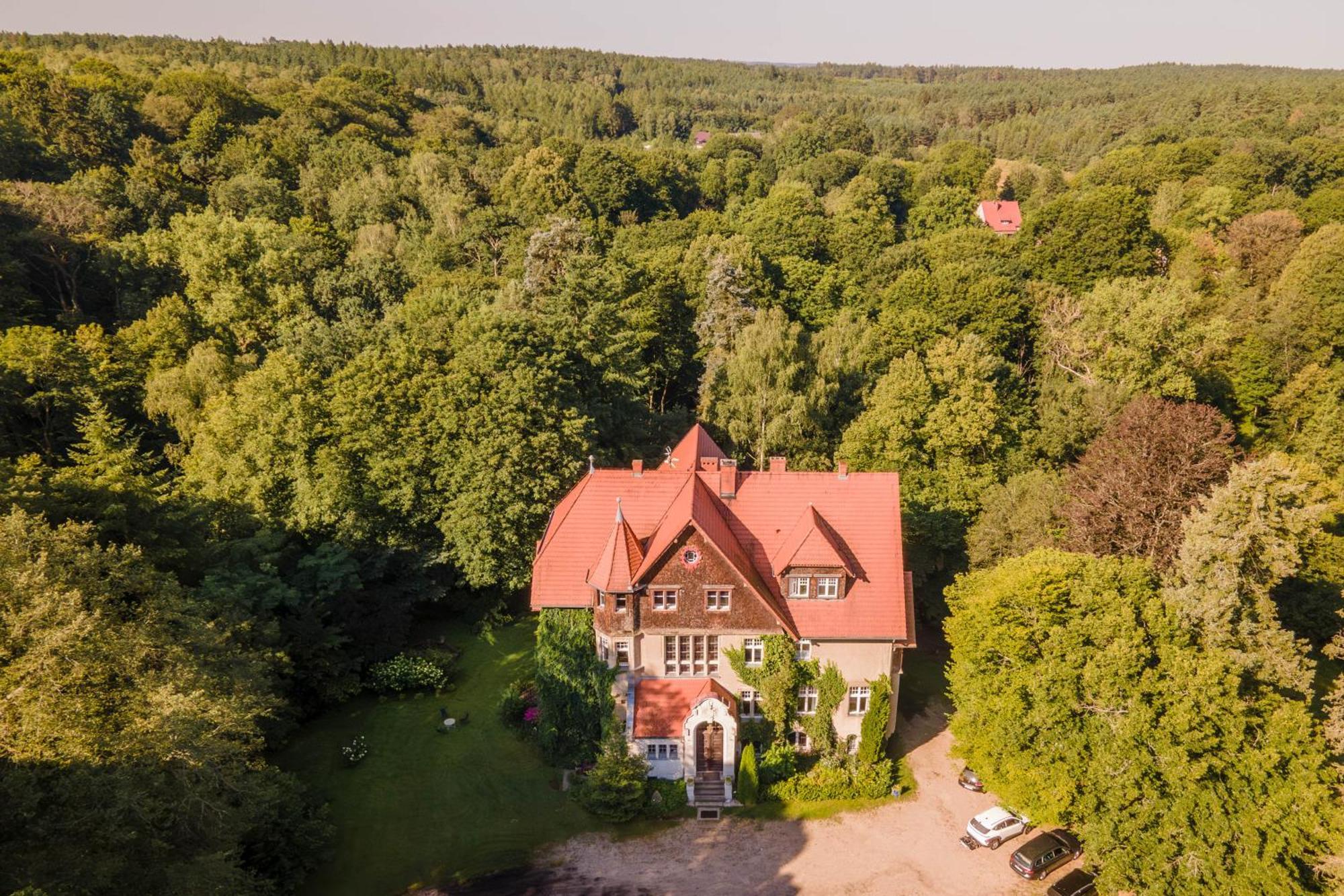 Pałac Mysliwski Orle Mirosławiec