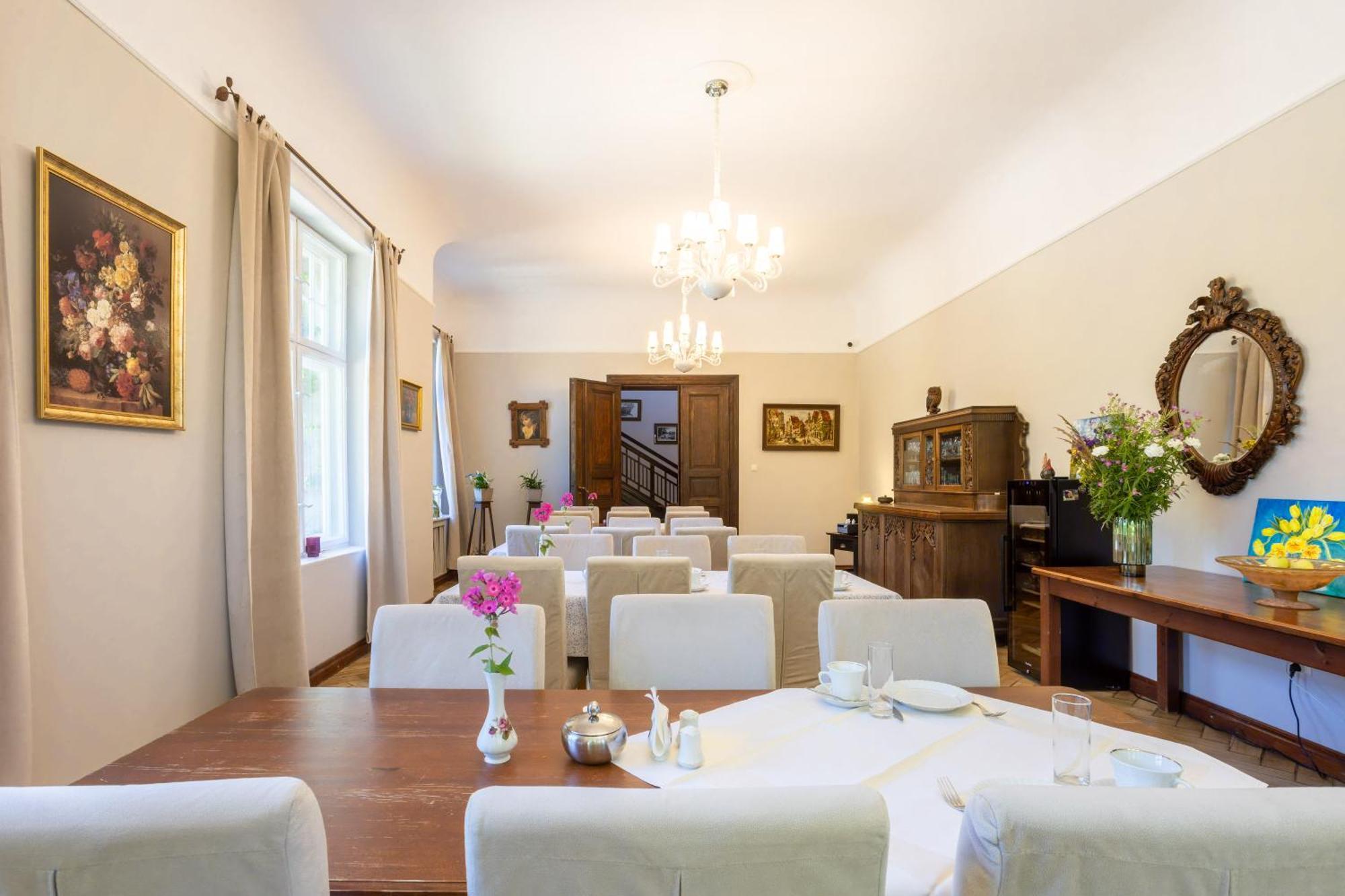 Palac Mysliwski Orle Solutions Готель типу 